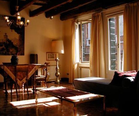 Ca Satriano Apartment เวนิส ห้อง รูปภาพ
