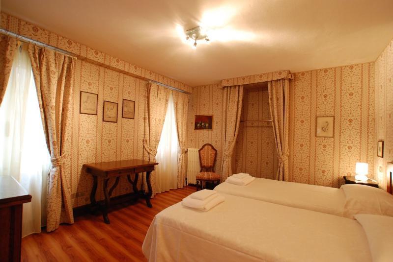 Ca Satriano Apartment เวนิส ภายนอก รูปภาพ