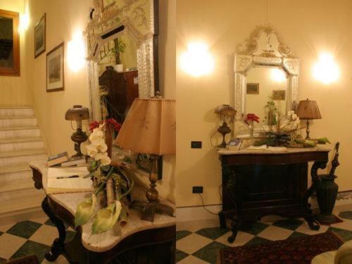 Ca Satriano Apartment เวนิส ภายนอก รูปภาพ